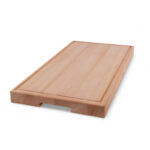 Skärbräda med handtag och spår i oljad bok – 450x300x40mm